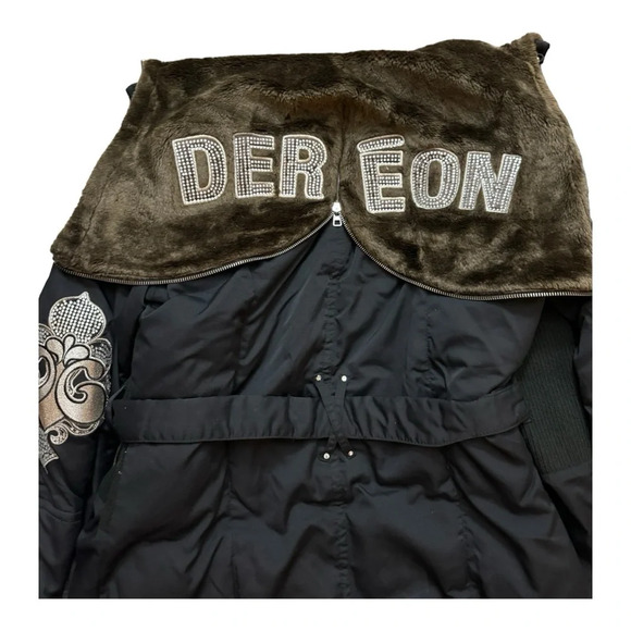House of Dereon Beyoncé Coat - Picture 2 of 11